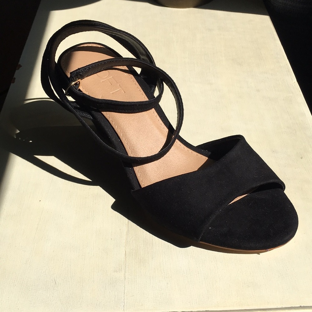 LOFT Wedges - Picture 2 of 7